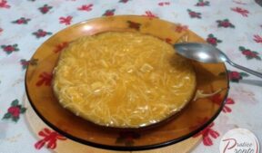 Sopa de mandioquinha com frango