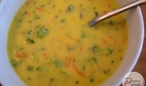 Sopa de Queijo com legumes