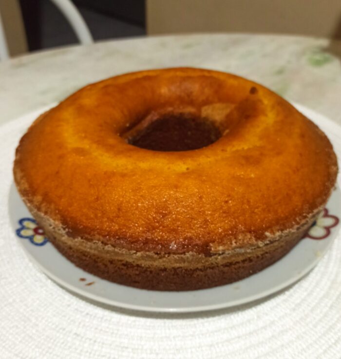 Bolo de fubá com leite em pó